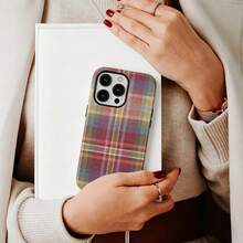 Ốp điện thoại họa tiết kẻ caro cổ điển Grid Vintage Plaid, kiểu dáng ấm áp, tương thích với iPhone 16 Pro Max, 15 Pro, 14 Plus, 13 Pro Max, 12 và 11. - Nhiều màu - Xem 3