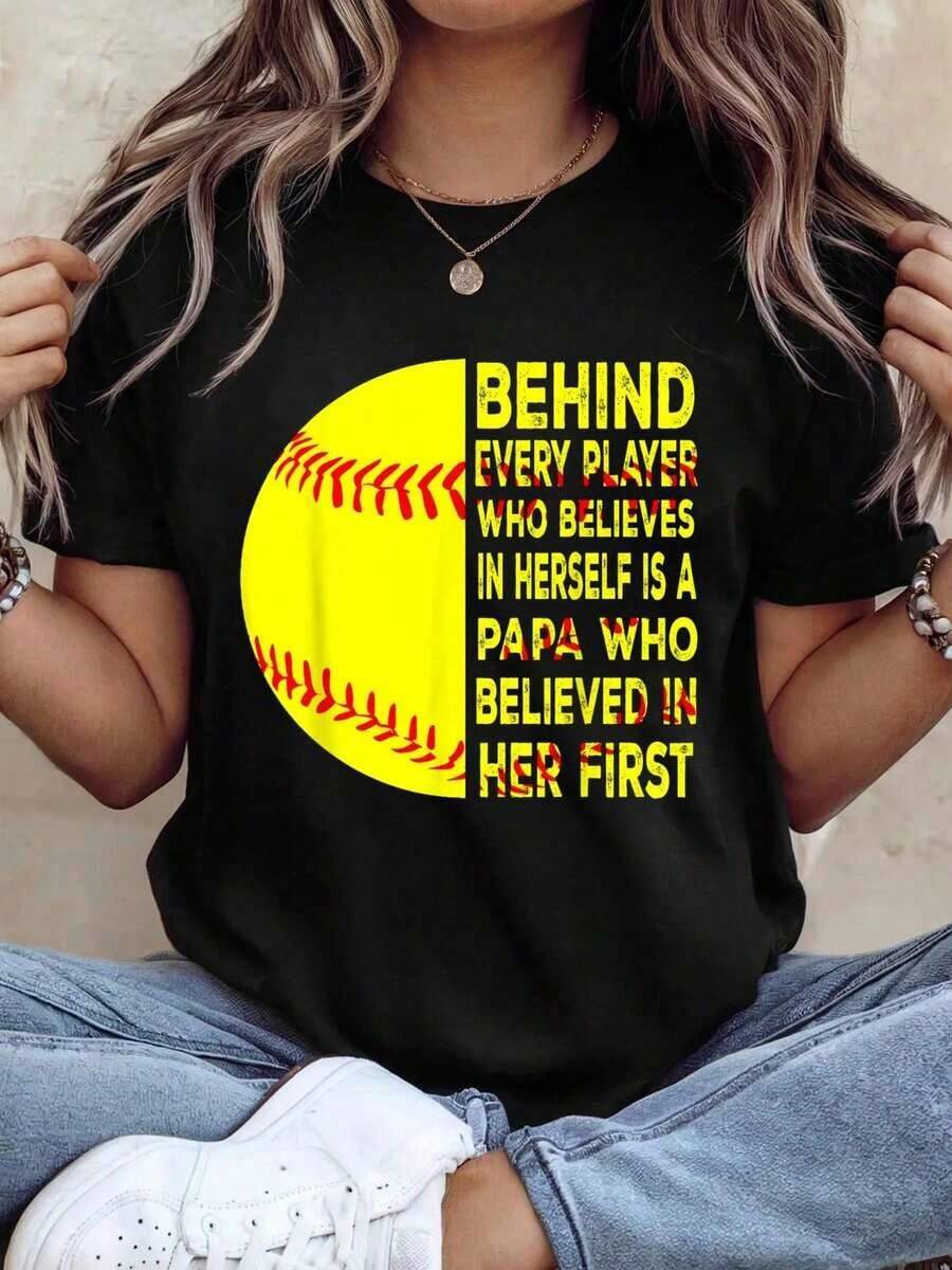 Detrás de cada jugador está papá, camiseta para amantes del softbol para el Día del Padre, camisetas gráficas para mujeres - Negro - Ver 1