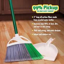 Libman - Escoba Angular de precisión con recogedor Combinado para Barrer Suelos Interiores y Exteriores, Mascotas, Escoba de Pelo de Perro, Mango de 49 Pulgadas de Largo, Escoba de 11 Pulgadas de - Verde - Ver 4