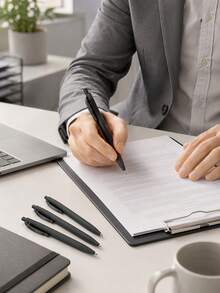 12pcs Matte Black Retractable Ballpoint Pens; Easy-To-Use Button Design; Minimalist Style; Retractable & Portable; Comfortable Grip; Smooth Writing; Ideal For Back To School; Suitable For Bulk Purchase In School And Office - Simple Black Ballpoint Pen - View 7