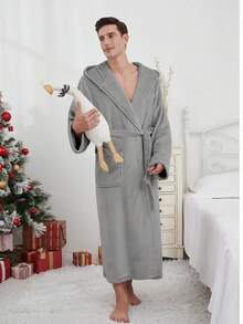 1pc Flannel Thick Autumn/Winter Soft & Comfortable Couple Double Pocket Luxury Fleece Hooded Belted Bathrobe For Men, For Fall Winter, Fluffy, Cozy - Grey - View 5