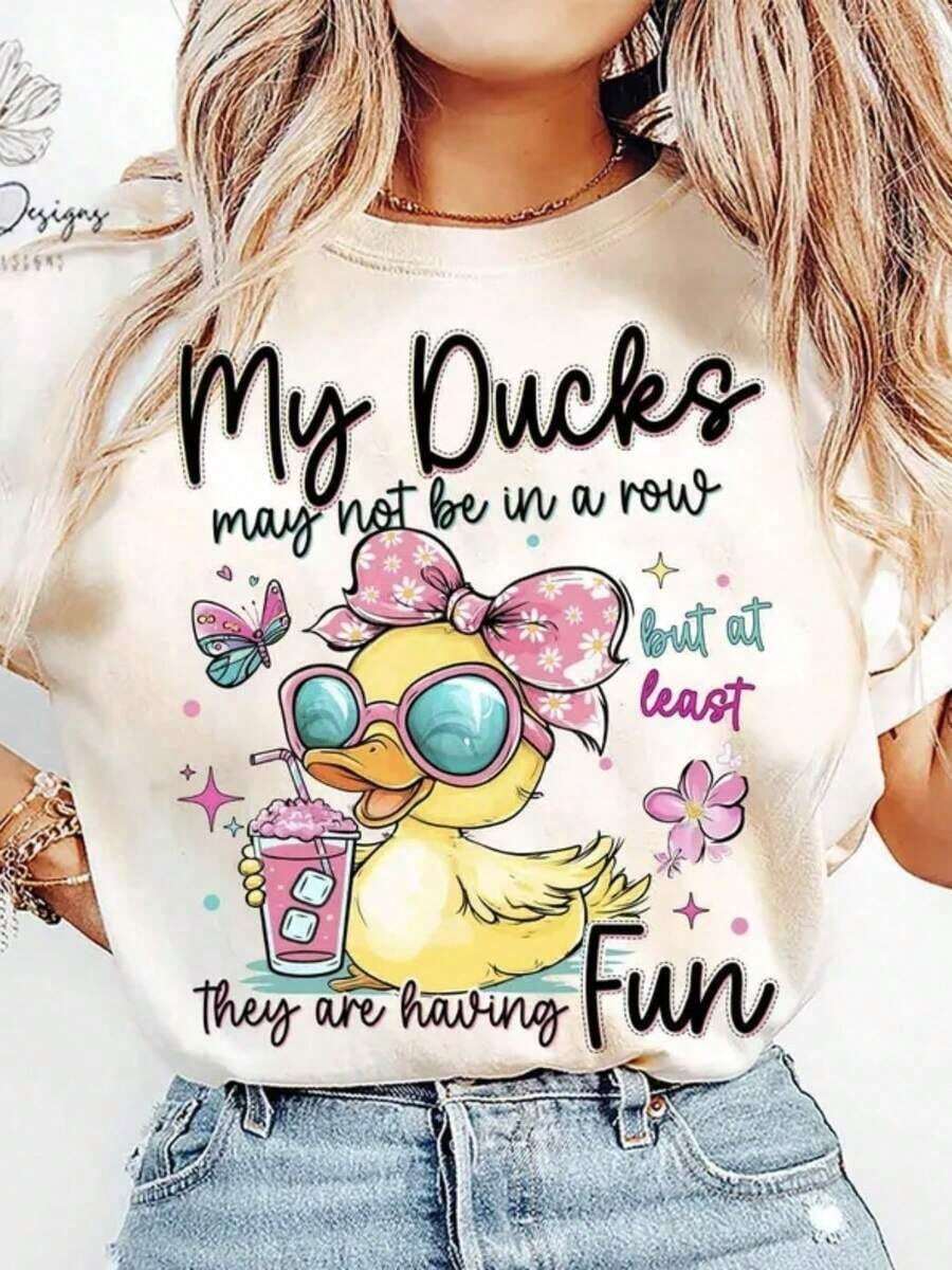 Camiseta Casual para Mujer con Estampado "Mis Patos Puede que No Estén en Línea, Pero Almínimo se Divierten", Transpirable y Cómoda, Manga Corta, Cuello Redondo, Estampado de Patos Adorables, Algodón Suave, Perfecta para Uso Diario y Estilo Urbano Divertido