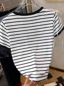 Camiseta de manga corta de cuello redondo casual con estampado de rayas y contraste de color para mujer, verano - Multicolor 2 - Ver 2