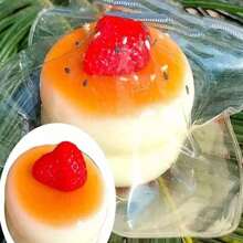 Bánh Soufflé Needoh Schylling có chất lượng hình thức cao. Bánh mềm mịn như bánh làm từ đất sét thật, mang lại trải nghiệm thư giãn và thú vị. Cảm giác như đang chơi một món đồ chơi vậy. - bánh ngọt - Xem 13