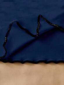 Top de tirantes con lazo y ribete de lechuga en contraste, elegante y ajustado, top para salir para mujeres, apto para el estilo del milenio - Azul marino - Ver 7