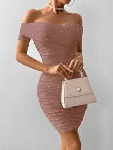 Vestido ajustado para mujer con hombros abiertos, manga corta y adornos con cuentas - Púrpura polvoriento - Ver 4