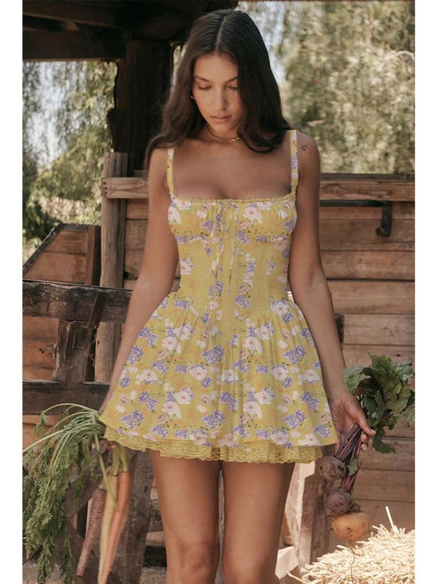 Women's Short Dress With Lace Straps And Fitted Design - 黃色 - 查看 1