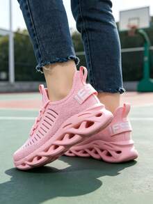 Low-Top Breathable Mesh Lightweight Outdoor Children Sports Running Shoes - Pink - View 4