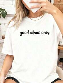Short-Sleeved Camisole With "Simple Good Mood" Slogan Print. Made Of Pure Cotton, This Soft And Comfortable Short-Sleeved Camisole Features A Refreshing Style And A Hand-Lettered Slogan. It's A Basic, Casual, Loose-Fitting Camisole Suitable For Everyday Wear, Casual Outings, And Many Other Occasions. This Minimalist European And American-Style Women's Clothing Makes A Great Gift. It's A Stylish Blouse With A Boho Chic Design. This One-Piece Set Is Casual. - 白色 - 查看 7