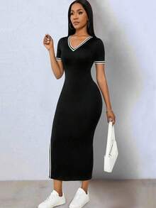 Vestido elegante de mujer de manga corta con cuello en V, de punto elástico de color negro con bloqueo de color, asimétrico con abertura en el bajo - Negro - Ver 6