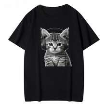 Camiseta de manga corta con cuello redondo y estampado de gatito DJ para mujer, corte casual y ajuste regular, ideal para el día a día. - Negro - Ver 1
