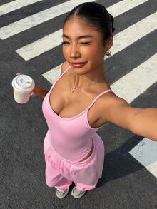 2pcs Women's Pink Athletic Camisole Bodysuit And Foam-Print Boston Logo Print Stretch Leggings Women's Summer Concert Outfit Street Style Y2K Minimalist Casual Sleeveless Jumpsuit And Loose Low-Rise Pants Two-Piece Set - Hồng - Xem 5