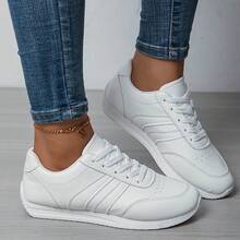 Women's Lightweight Fashion Sneakers - Comfortable, Non-Slip, Lace-Up Casual Sneakers With Cushioned Insole, White & Blue Striped Design, Low-Top EVA Sole For All-Day Wear, Casual Sneakers | Lowtop Sneakers | Laceup Closure,2026 Fall New Women's Casual Sneakers. All-Plastic Upper With Colorful Stripes. Simple Laces For Tightness Adjustment. Flat Sole For Stable Walking. Lightweight And Soft, Comfortable For Everyday Wear. Perfect For Walking, Shopping, Commuting, And More. Durable, Easy To Clean, And A Versatile Everyday Sneaker.Must-Have Outfits For Valentine's Day - 白色 - 查看 5
