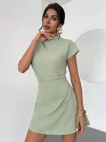 Vestido mini de línea A con fruncido de unicolor, adecuado para el uso diario en verano - Verde - Ver 4