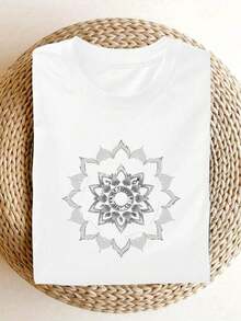 Women's Pure Cotton T-Shirt With Intricate Mandala Pattern Design, Comfortable For You - 白色 - 查看 1