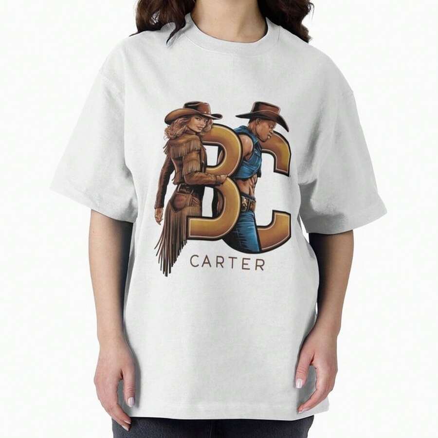 Oversized T-Shirt With Exclusive Cowboy Carter Cover By B1Eyonce220G. Essential Unisex AL1Godn T-Shirt, 220g Of Unique Softness. Designed To Fit All People, Men And Women Alike. Durable, High-Quality Fabric, Ready For Any Cut, Delicate To The Touch But Built To Last. Lightweight Tops For Women, Perfect For Fall Outfits, Vacation Wear, And New Year's Costumes. - 白色 - 查看 1