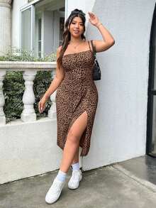 Vestido midi ajustado sin mangas con abertura lateral, busto fruncido, estampado de leopardo y estampado animal, de estilo casual y sexy, ligero para fiestas, vacaciones de verano y principios de otoño, para mujeres de talla grande - Marrón - Ver 1