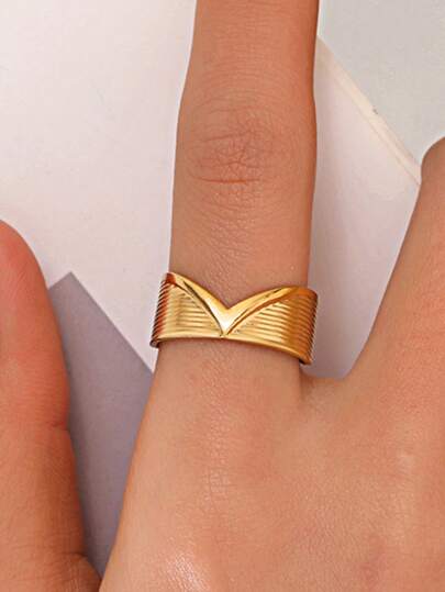 1pc Stainless Steel Minimalist 18K Gold Plated V-Shaped Open Ring, Suitable For Women's Daily Wear, Outing And Party