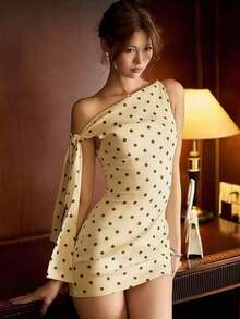 Vestido mini ajustado con estampado de lunares asimétrico y tirantes, elegante negro para primavera/verano - Amarillo claro - Ver 3