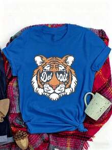 Short Sleeve [Retro Detroit Tiger T-Shirt] Women's T-Shirt With Retro Detroit Tiger Mascot Graphic Print | Nostalgic Urban Pride, Comfortable For All Seasons, Machine Washable T-Shirt, Cute And Casual Summer Graphic Tees For Women - 藍色 - 查看 7