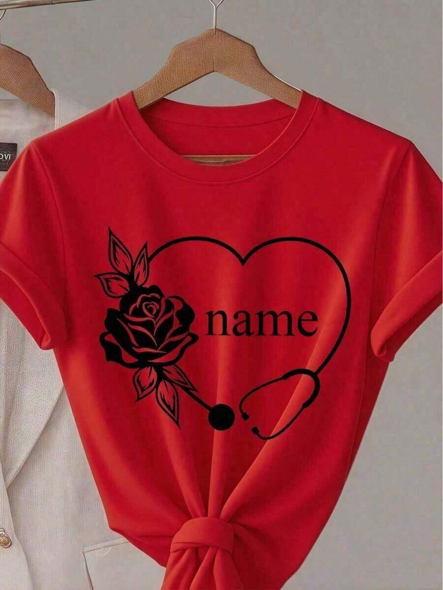 100% Algodón [Camiseta Personalizada con Nombre Exclusivo] "Conjunto Exclusivo de Estilo Médico! "Camiseta con Estampado de Estetoscopio y Corazón Rosa, con Personalización de Nombre, Creando Tu Propia Camiseta Festiva y Linda con Logo. Camiseta Casual para Mujeres y Señoritas, Ideal para Madres y Niñas. Camiseta de algodón transpirable, camisetas que combinan con todo |     Éxito del Día de la Madre |     Estampado de corazones y leopardos |     Algodón puro y suave |     La opción ideal para regalar a mamá o abuela - Rojo - Ver 1