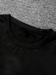 Men's Short-Sleeved T-Shirt With A Round Neck And Simple Design - 黑色 - 查看 4
