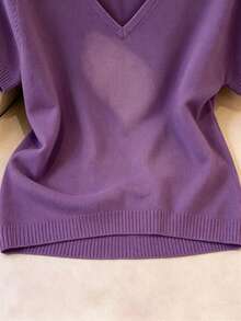 Sweater Rajut Lengan Pendek Leher V, Kain Sutra Dingin yang Lembut dan Bernapas, Desain Minimalis Elegan, Efek Melangsingkan, Leher Bulat Klasik, Serbaguna untuk Acara Kasual Musim Semi/Panas, Kerja, Kencan, Pesta, dan Liburan - Purple - View 4