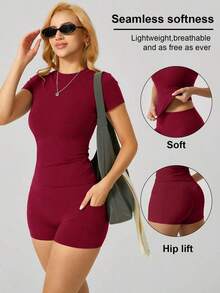 Conjunto de camiseta de manga corta de cuello redondo y pantalones cortos deportivos con bolsillo lateral para mujer, para el verano - Rojo - Ver 8