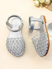 1 đôi sandal cho bé gái, chất liệu lưới dệt màu bạc, kiểu dáng bohemian, đế bằng, thích hợp cho các bữa tiệc mùa hè, đi chơi hàng ngày và đi biển. - Bạc - Xem 6