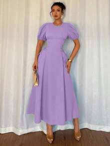 Vestido elegante y romántico para vacaciones de boda de verano 2025 en azul francés regular, con hombros sueltos, mangas abullonadas, cintura drapeada y lazo lateral ajustado - Púrpura malva - Ver 4