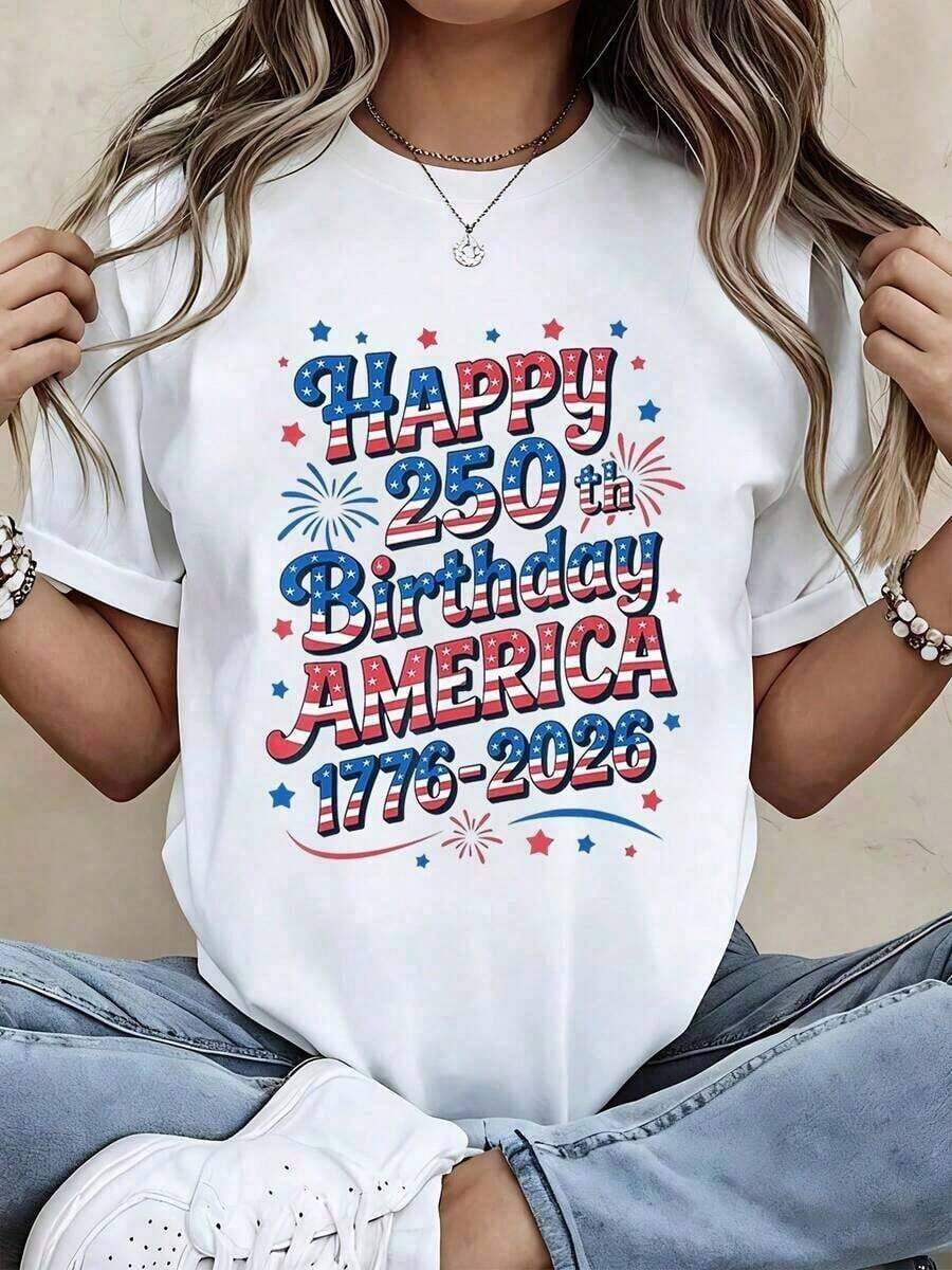 Happy 250th Anniversary Of America's Independence 1776-2026, Women's Independence Day Patriotic T-Shirt, White Graphic Tee, Celebration Tee With US Flag Design - 白色 - 查看 1