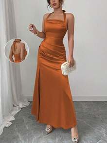Vestido camisero elegante de color champagne, con tela de satén elástica y abertura lateral de largo maxi - Óxido marrón - Ver 8