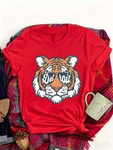 Short Sleeve [Retro Detroit Tiger T-Shirt] Women's T-Shirt With Retro Detroit Tiger Mascot Graphic Print | Nostalgic Urban Pride, Comfortable For All Seasons, Machine Washable T-Shirt, Cute And Casual Summer Graphic Tees For Women - 紅色 - 查看 7