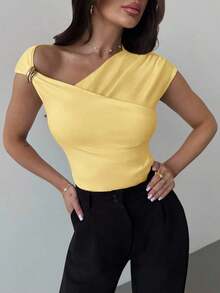 Camiseta blanca ajustada con hombro asimétrico, cintura fruncida, para mujer.Atuendo modesto y elegante para uso diario, playa, aeropuerto, vacaciones, trabajo como maestra. - amarillo ganso - Ver 2
