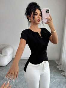Blusa de manga corta con cuello redondo, estilo envolvente, elegante y casual, con cinturón y cuentas, adecuada para ir al trabajo, citas, y uso durante todo el año en primavera/verano.Blusa elegante para damas, apropiada para fiestas, citas, oficina, negocios, vida diaria en primavera/verano, temporada de graduación, Día del Maestro, vuelta al colegio, Acción de Gracias.Blusa de manga corta para uso diario, de unicolor con cuentas. - Negro - Ver 5