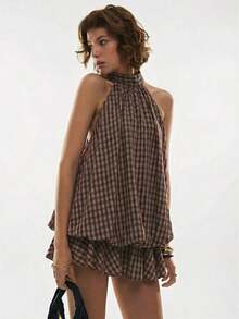Vestido corto de verano para mujer con cuello halter, espalda descubierta y volantes con estampado de cuadros - Café integral - Ver 5