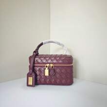 BV Bottega Bang Bang Bolso de mujer tejido a mano de cuero genuinodebolso de manotipocuboconpatróntejidoparamujer,bolsodemarca,elegantebolsodemanoparaseñorabolsaderegaloexquisita,bolsodebolso de manodelujoparamujer,bolsocruzadodemodaparamujer,adecuadoparachicas,estudiantesnivel universitariodamasdeoficina,madresdemedianaedadparausodiario,comprasoficina,clase,reuniones,citas,actividadesalairelibretambiénunregaloidealparabolso de mujerdealmuerzocondiamantesbrillantesestiloJW,bolsodemanocondiseñodecocodriloalamodabolsodemanoybandoleradelujoligeroydealtaGammaparamujer. - Diamantes de imitación dorados - Ver 7