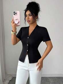 Camiseta de mujer de manga corta con cuello en V y botones metálicos de unicolor - Negro - Ver 5