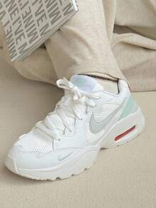 Giày chạy bộ cổ thấp Nike Air Max Fusion thoải mái, êm ái, bền bỉ, dành cho nữ, màu trắng. - trắng - Xem 3
