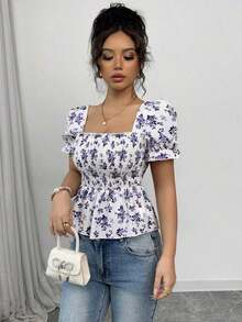 Blusa de mujer con estampado floral diminuto, mangas abullonadas y dobladillo con volantes - Púrpura malva - Ver 4