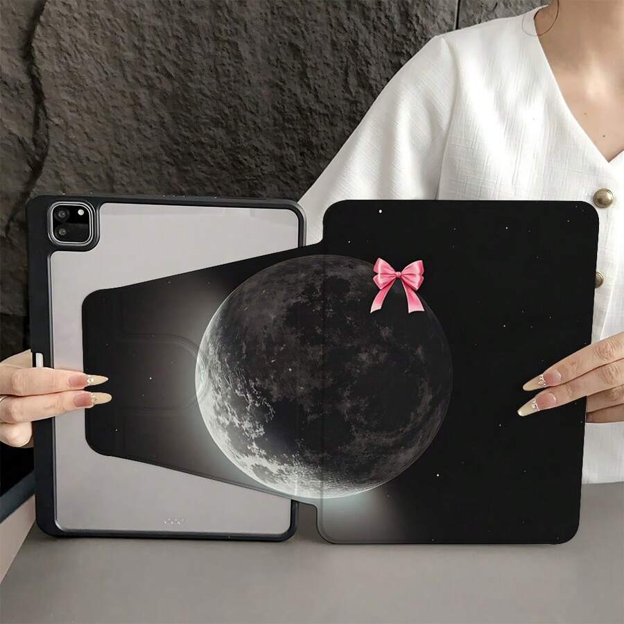 粉色蝴蝶结月亮图案360°旋转平板电脑保护套,带笔槽,兼容iPad第十代10.9英寸(2022款)/Air 13(M3 2025)/Air 11(M3 2025)/Air 11(M3 2025)/11(A16 2025),兼容OPPO Pad、华为MatePad、vivo Pad、荣耀Pad和联想小新Pad。 - 彩色 - 查看 1