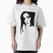 Camiseta extragrande de Christy K.220G C1AmiS1eta de AL1Godn esencial uniS1ex, 220 g de suavidad úniC1A. PensA1DA1 Para A1DAptarse a todaS1 Las perS1onas, hombres y mujeres por igual. Tela duradera de gran C1Alidad, listA1 Para cualquier corte, D1ELIC1A1DA al tacto pero construidA1 Para resistir. TopS1 Ligeros mujer, conjuntos otoñales, ropa de vaC1Aciones, disfraces de new years para ella. - Blanco - Ver 1