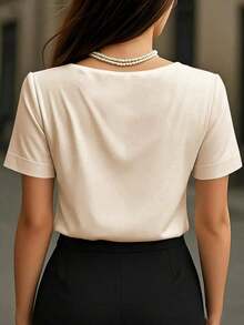 1 pieza Blusa de mujer de unicolor de satén con cuello en V y manga corta, elegante y de moda para uso diario, oficina, hogar, citas, primavera/verano, color negro casual - Champán - Ver 5