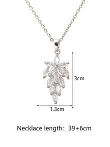 1pc Fashionable Niche Luxury Leaf Pendant Necklace, Minimalist Elegant Cubic Zirconia Inlaid Clavicle Chain, Suitable For Women's Daily Wear - Silver - View 6