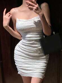 Vestido mini elegante de mujer con tirantes de espagueti, plisado y de unicolor, vestido de verano para la temporada de regreso a la escuela - Blanco - Ver 2