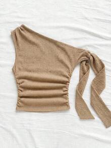 Top ajustado y fluido con tirantes asimétricos y hombros descubiertos en color amarillo claro, adecuado para fiestas, vacaciones, festivales de música, estilo bohemio, citas, tardes de té - Caqui - Ver 3