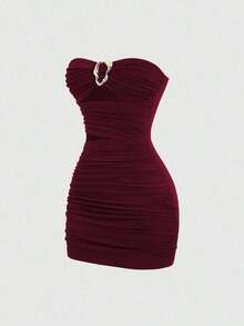 Vestido mini ajustado y sexy de mujer con hebilla de metal - Color caoba - Ver 1