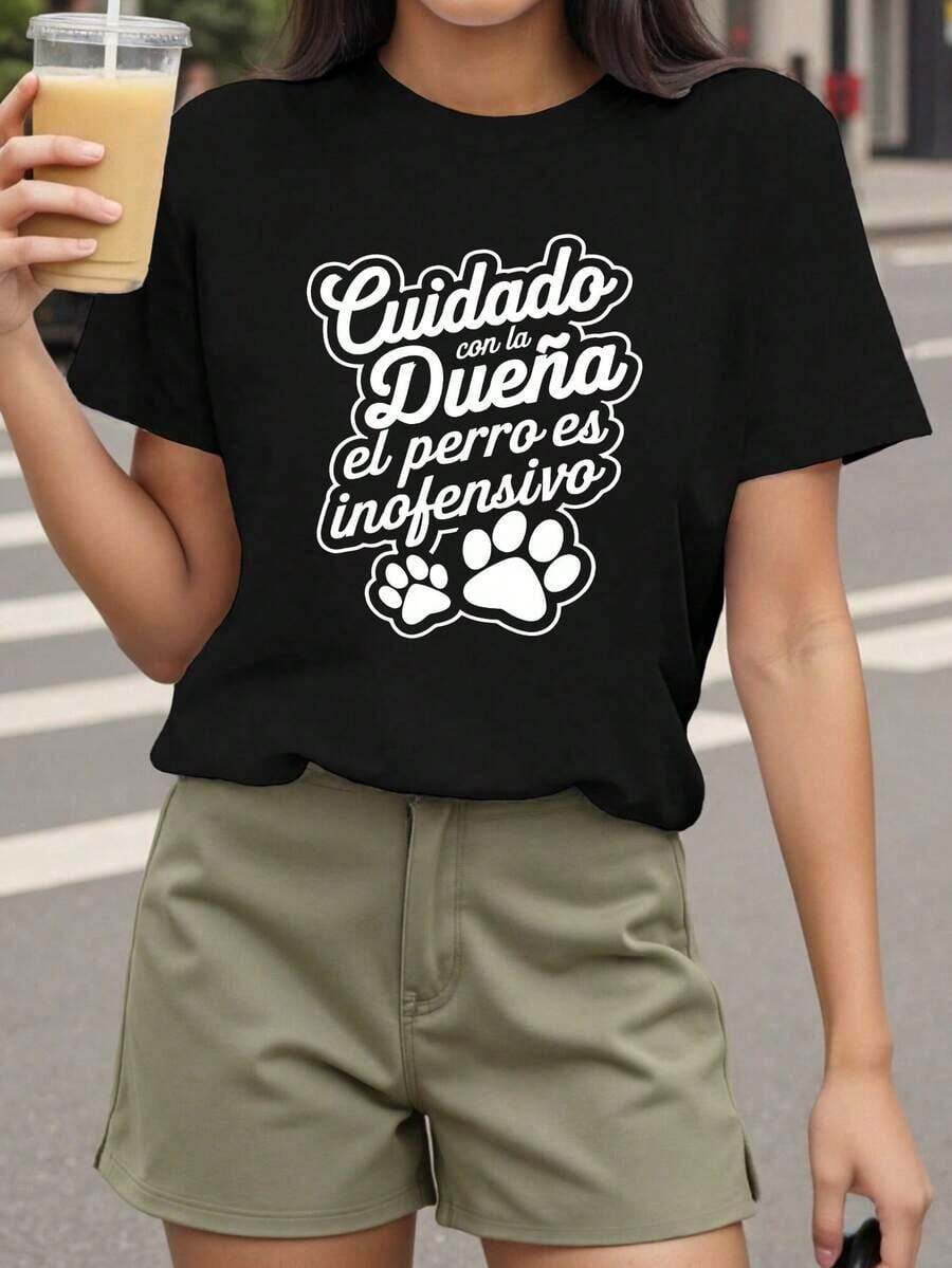 short sleevesCamiseta Teediy para Mujer con Frase Divertida en Español - Guiada por Mi Perro con Huellas, 100% Algodón uste Cómodo Manga Corta Casual, Lavable a Máquina para Todas las Estaciones, Camiseta de Mascota, Ropa para Amantes de los Animales, Tee Gráfica Juguetona, Camiseta de Algodón Puro 100% algodónLeisure - Negro - Ver 1