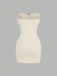 Vestido corto ceñido y sin tirantes para mujer con hebilla metálica - Albaricoque - Ver 2