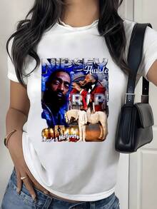 Homenaje con arte que refleja superación esperanza y fuerza interior con figuras que simbolizan inspiración y memoria eterna camiseta de mujer casual moderna - Blanco - Ver 1